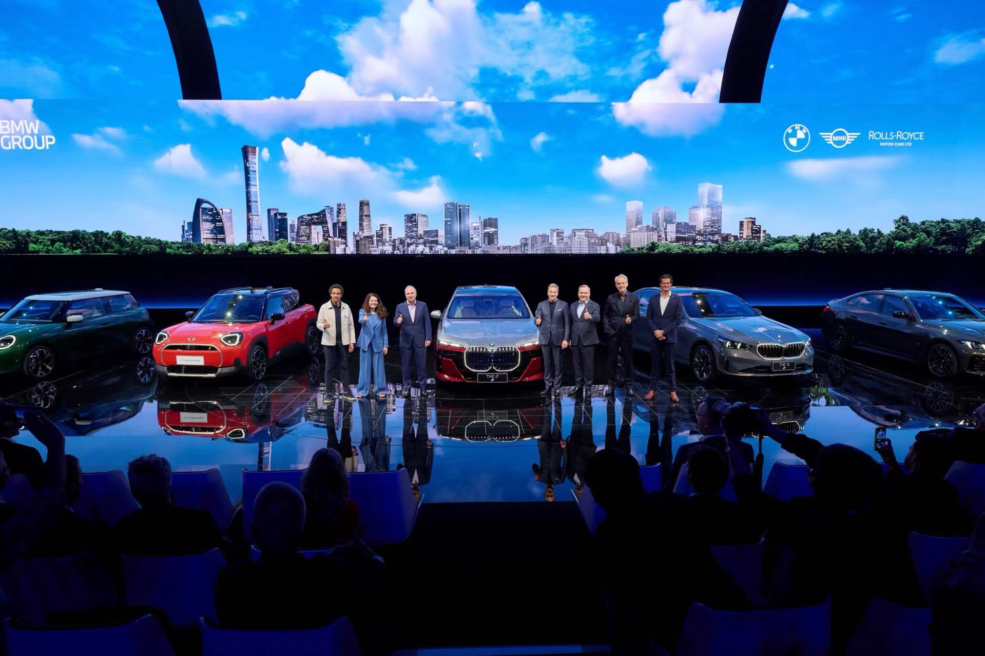 宝马“亮马” BMW进入中国市场30周年