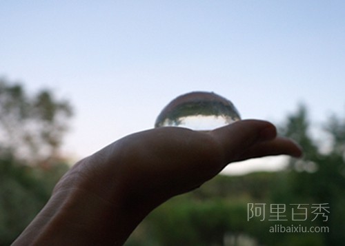 你敢吃吗?可以吃的水瓶,环保又方便--置顶表情